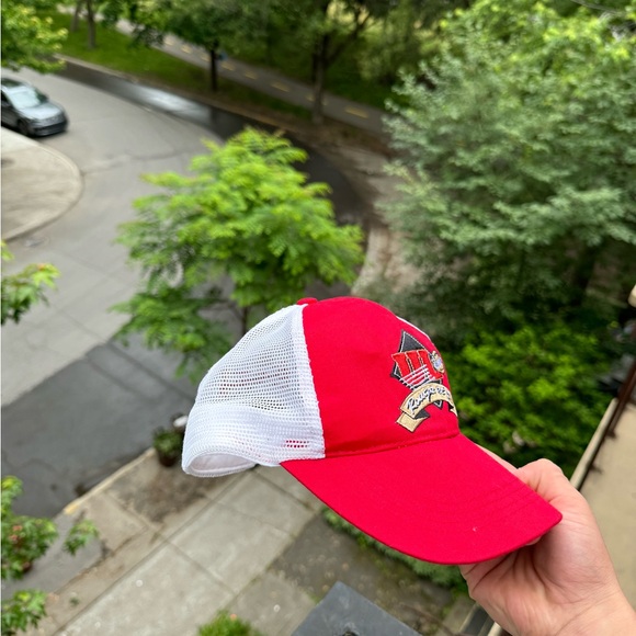 Vintage Budweiser Red White Cap Centre Logo 00s - Picture 2 of 5